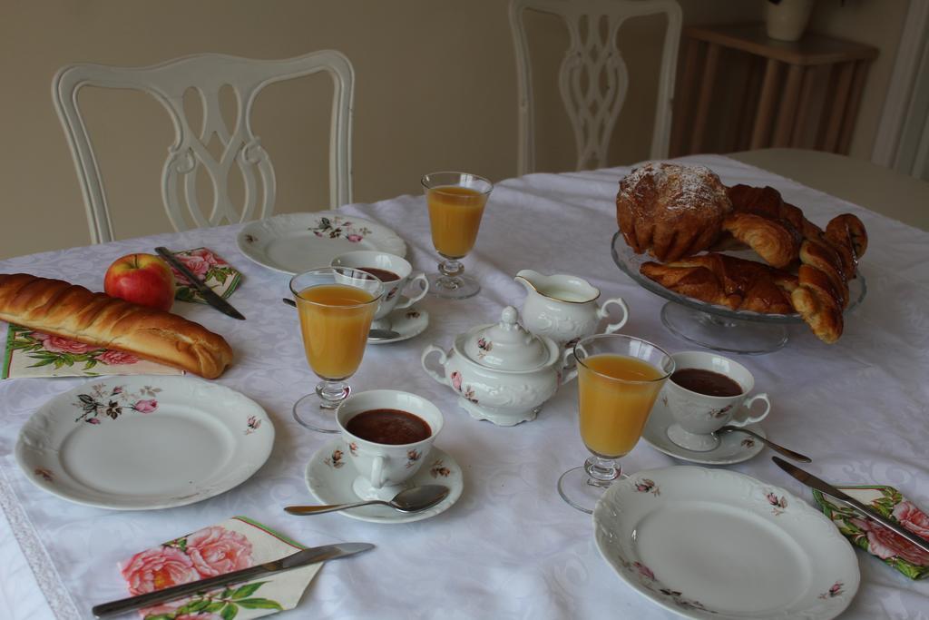 Le Clos Des Roses Сен-Регле Номер фото
