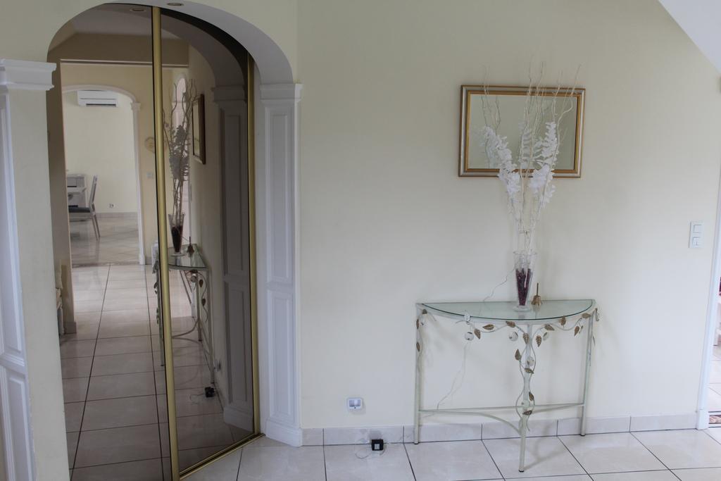 Le Clos Des Roses Сен-Регле Экстерьер фото